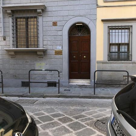 Solo Traveller Bedroom In Homestays City Center Florence Exterior photo